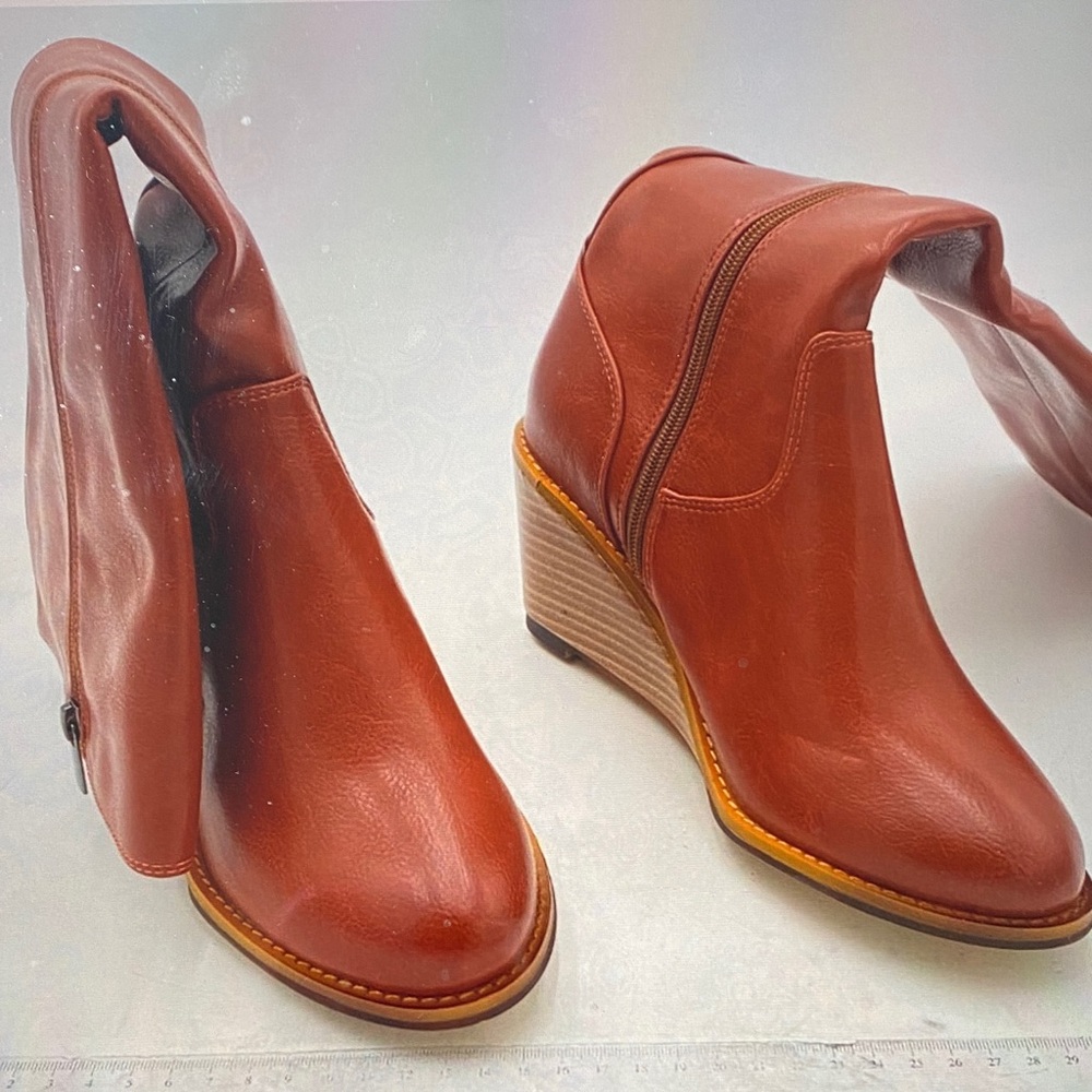 Gorgeous Burnt Orange Wedged Heeled Boots Size 9 NIB - Picture 4 of 9